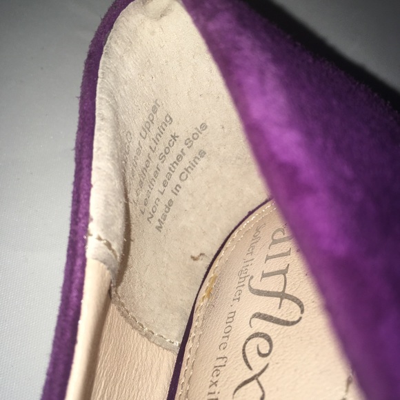 Airflex 'Bingo' Kitten Heels Size 6 Purple Suede - Picture 7 of 11